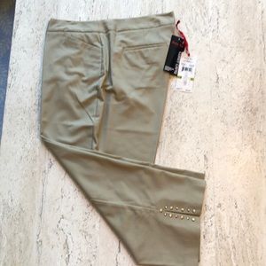 Ruby Rd. Capri Khakis